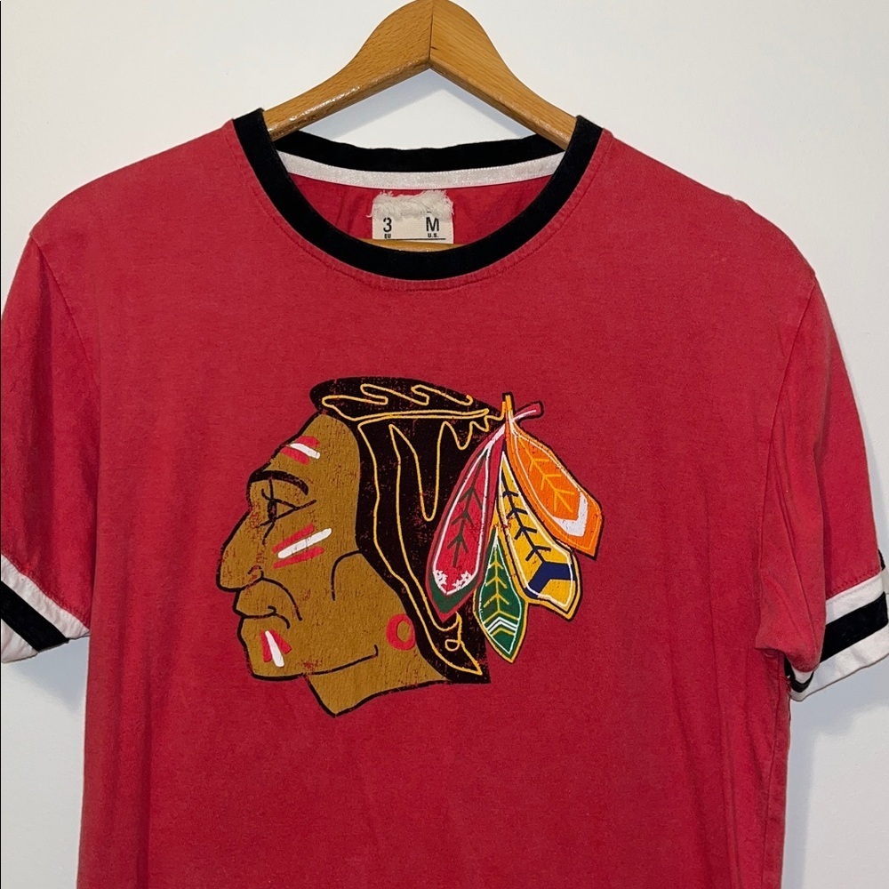 RED JACKET Chicago Blackhawks Remote Control Short Sleeve Tee NHL Mens Medium